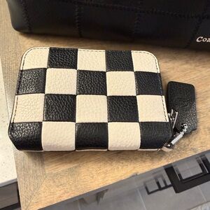 Coachtopia Black and White Checkered card holder
